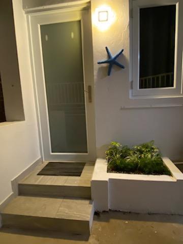 Sea Breezer Vacation Ocean Front En Condominio Playa Mar San Juan Exterior photo