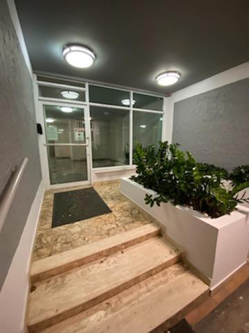 Sea Breezer Vacation Ocean Front En Condominio Playa Mar San Juan Exterior photo