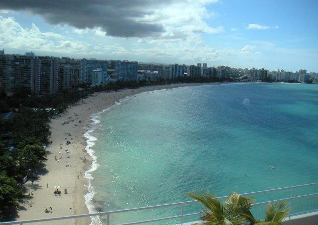 Sea Breezer Vacation Ocean Front En Condominio Playa Mar San Juan Exterior photo